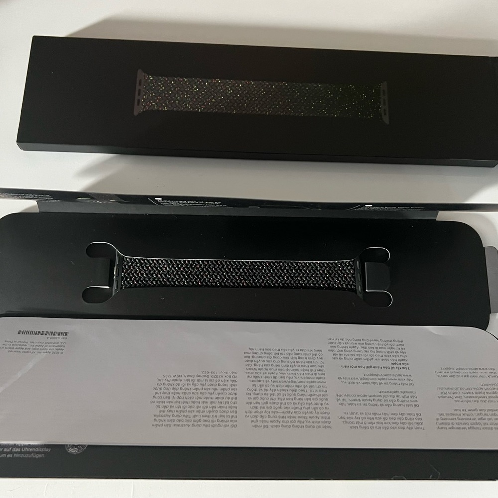 Braided Solo Loop Apple Watch Band, black unity band braided 41 mm (size 6 band)